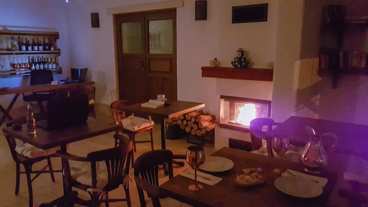 Rebetiko Hotel アラカティ エクステリア 写真